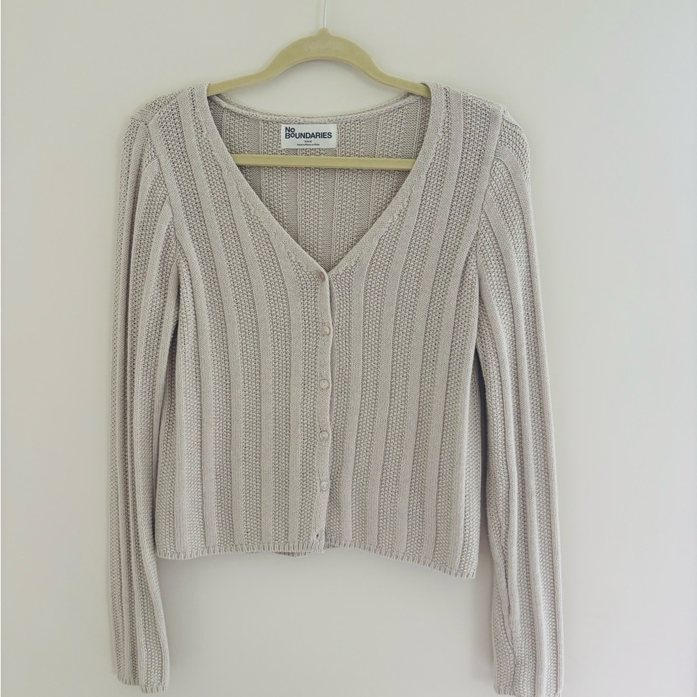 No Boundaries Women's Cream V-Neck Button-Up Sweater
